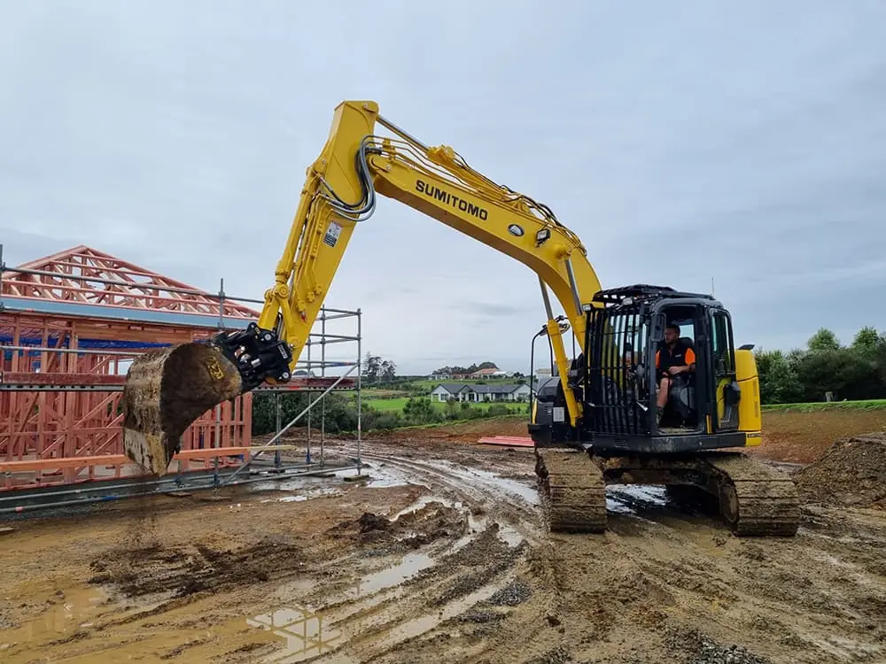 14 Ton Excavator