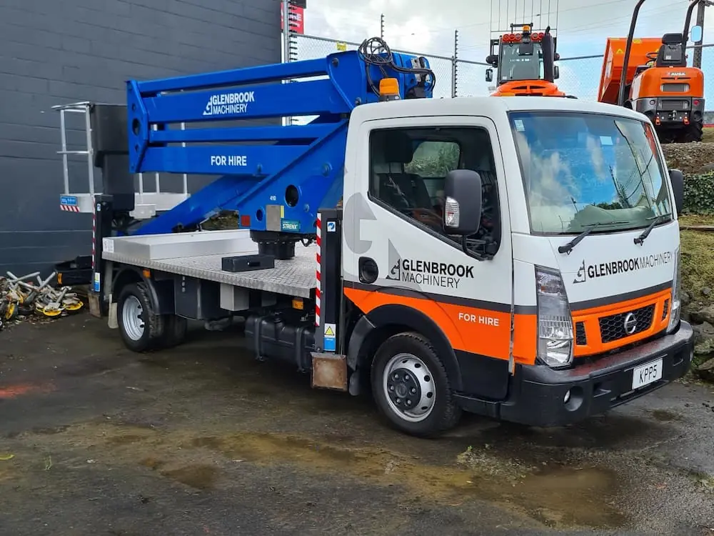 Bucket Truck 18 Meter